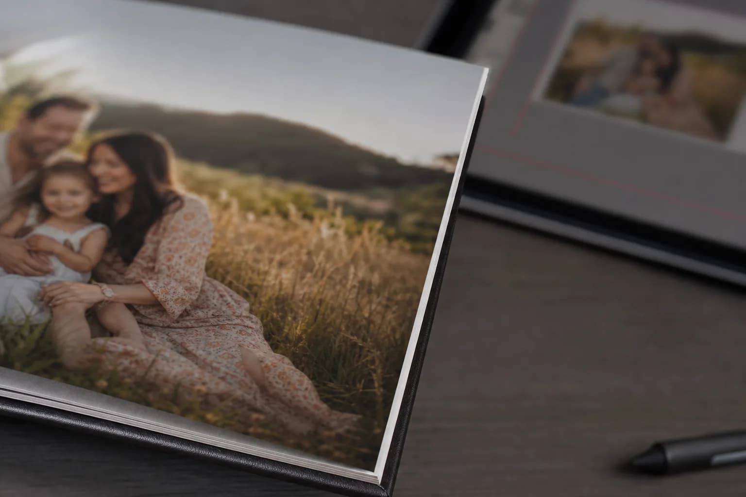 Printed photo album with a thin white line on the outside side edge caused by not enough bleed